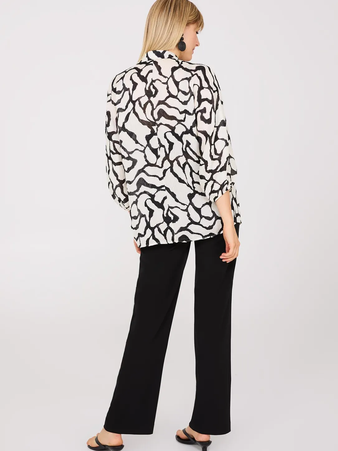 Abstract Print Crinkle Button-Front Blouse