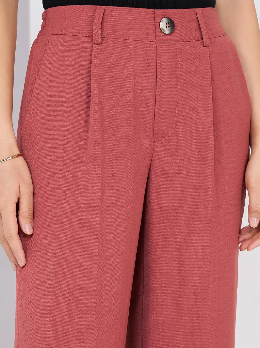 Classic Rise Wide-Leg Pants