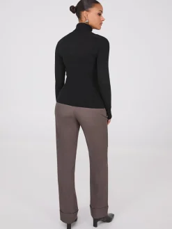 Contrasting Stitch Turtleneck Ribbed Sweater