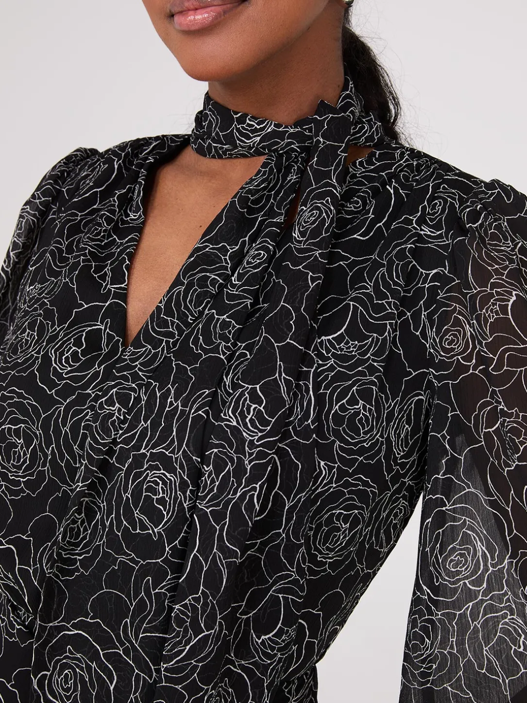 Crinkled Floral Print Bow Midi Dress