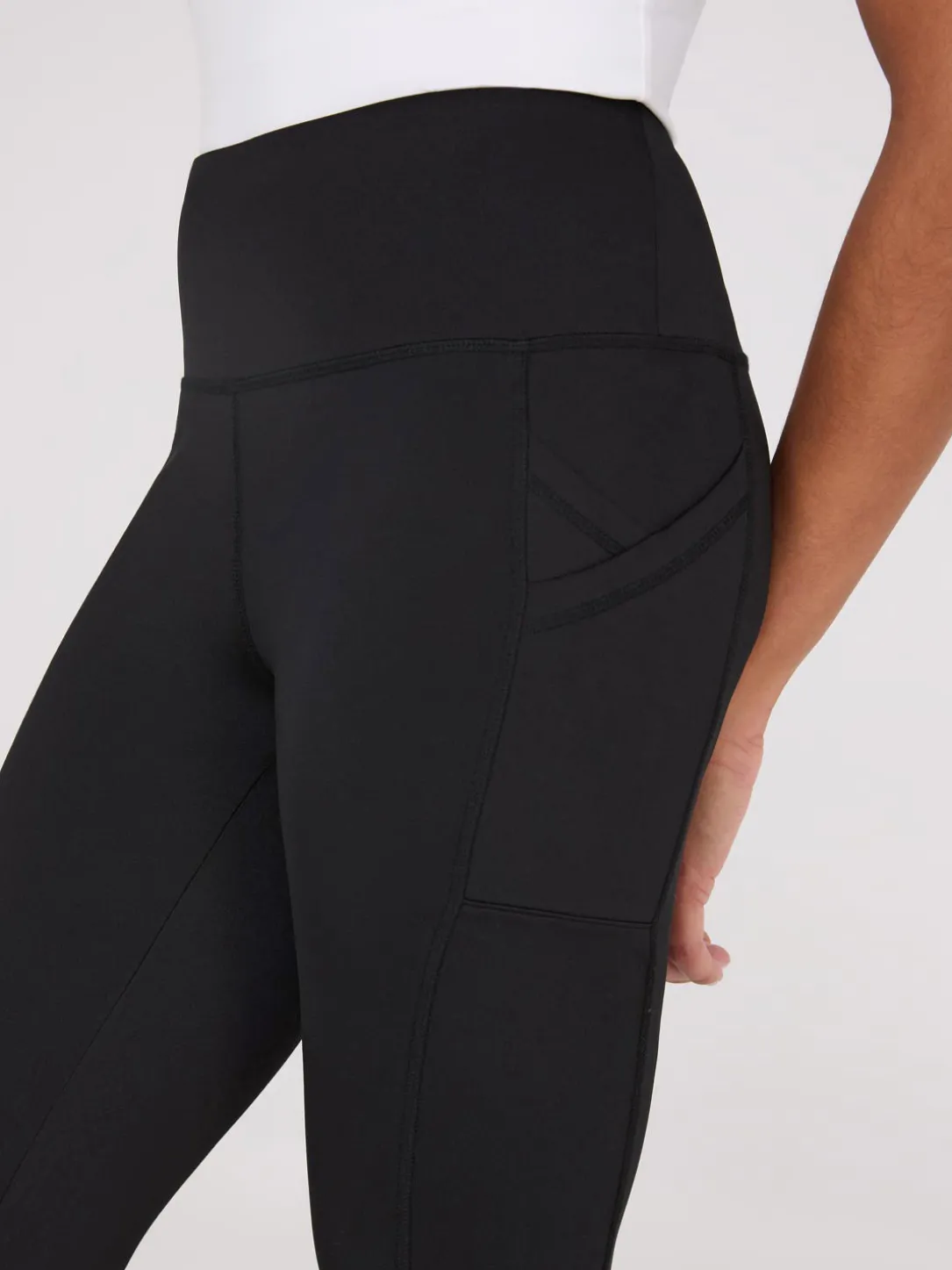 Criss-Cross Pocket Leggings
