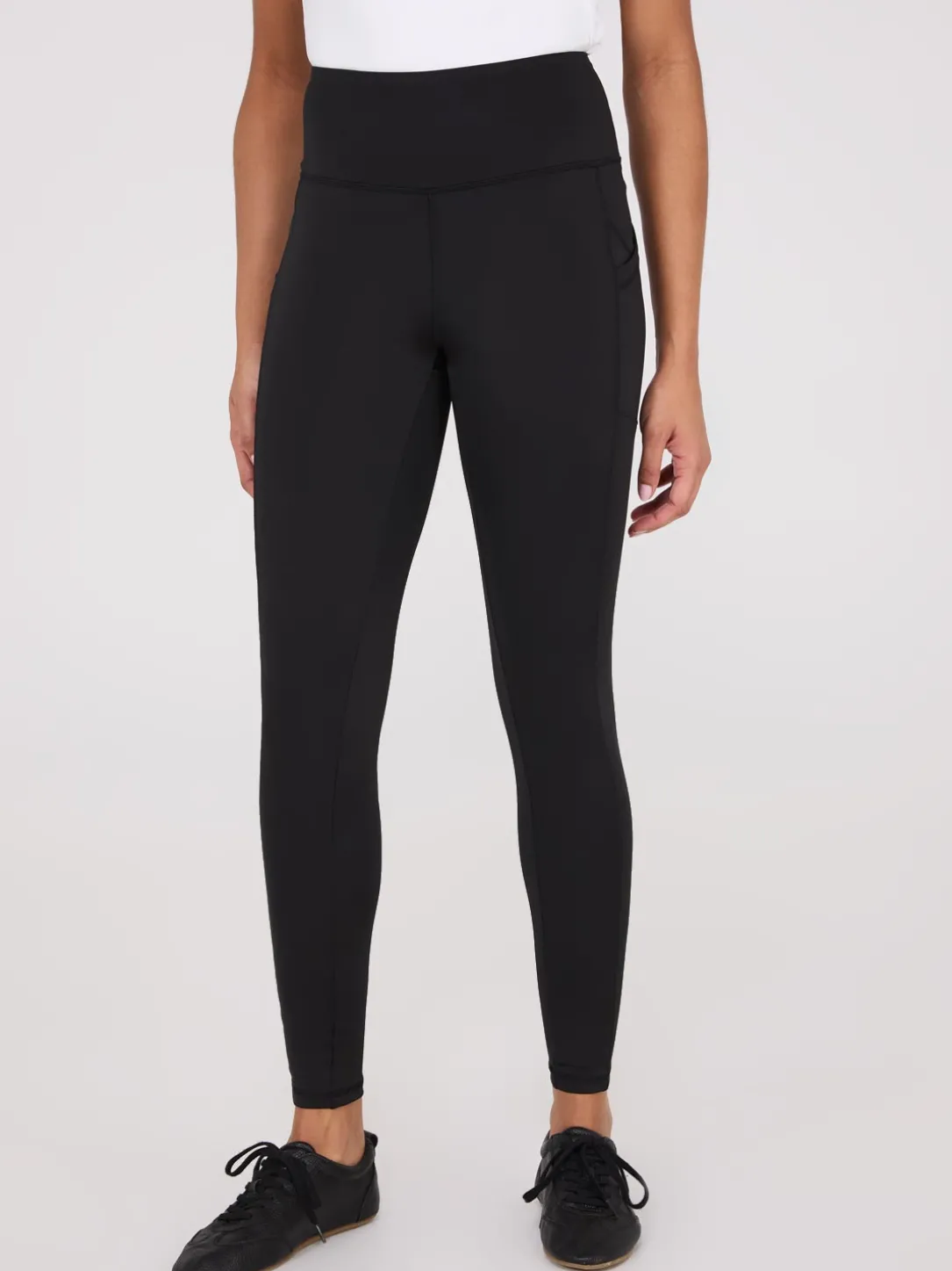 Criss-Cross Pocket Leggings