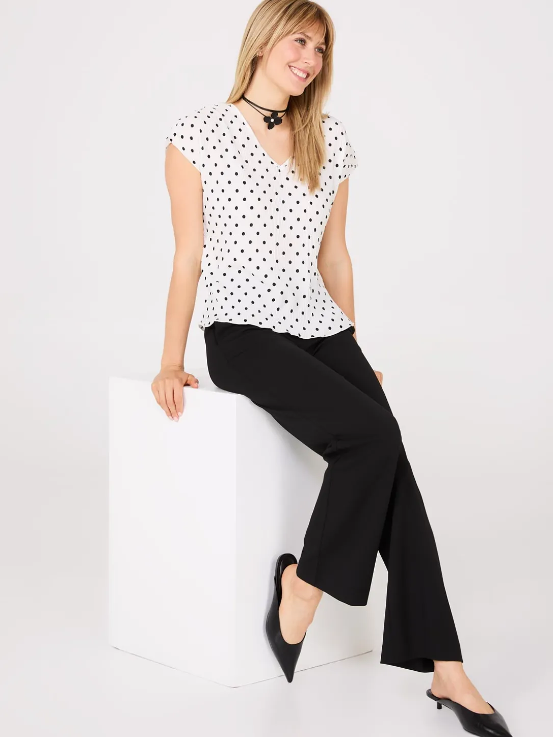 Dot Print V-Neck Pleated Top