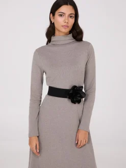 Elastic Stretch Belt With Satin Rose Detail