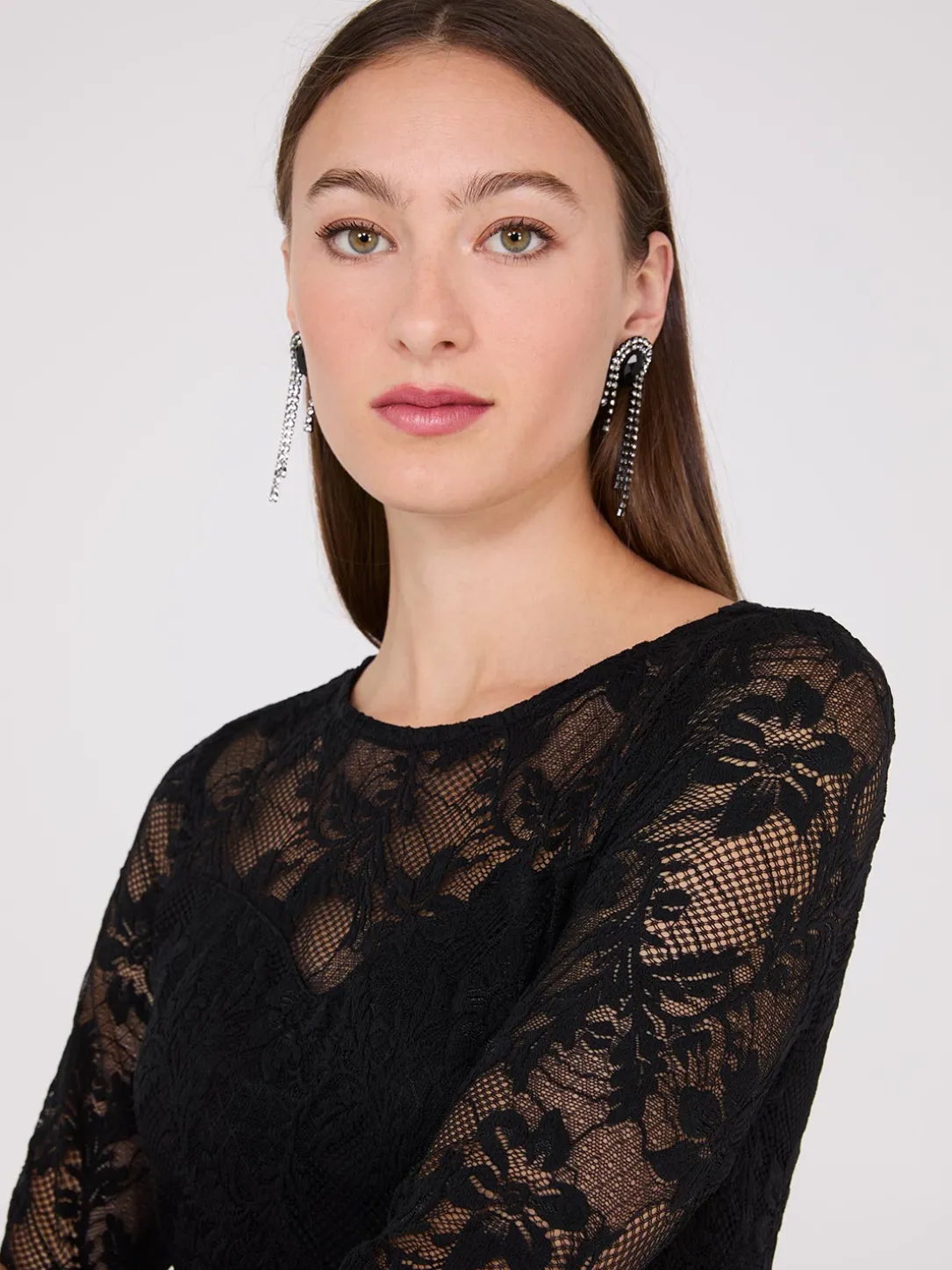 Floral Lace Sweeheart Neckline Top