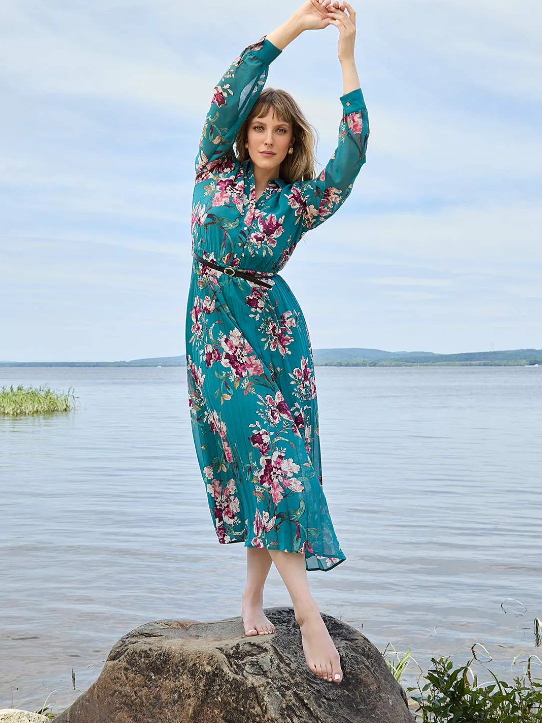 Floral Print Belted Chiffon Dress