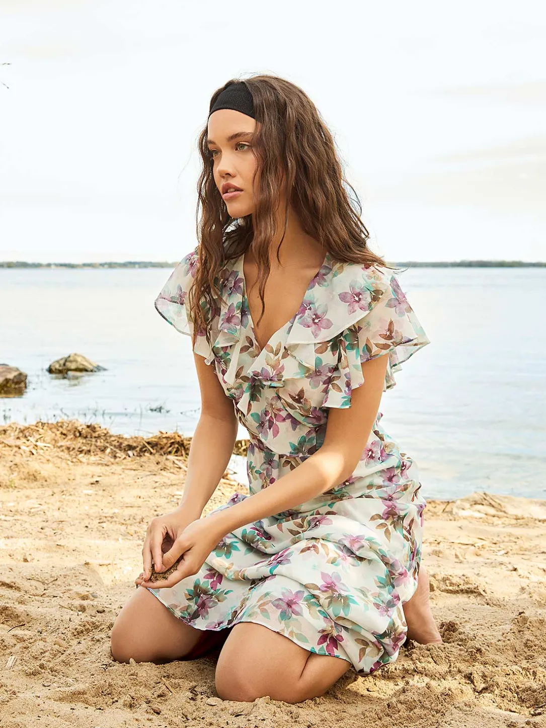 Floral Print Chiffon Midi Dress With Ruffle Details
