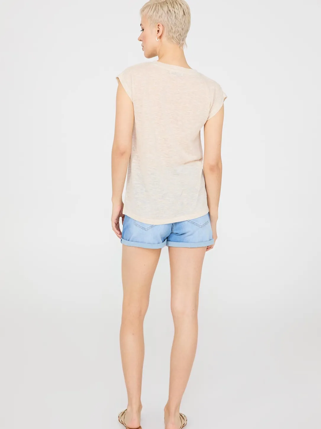 Foil Paisley Print Short Dolman Sleeve T-Shirt