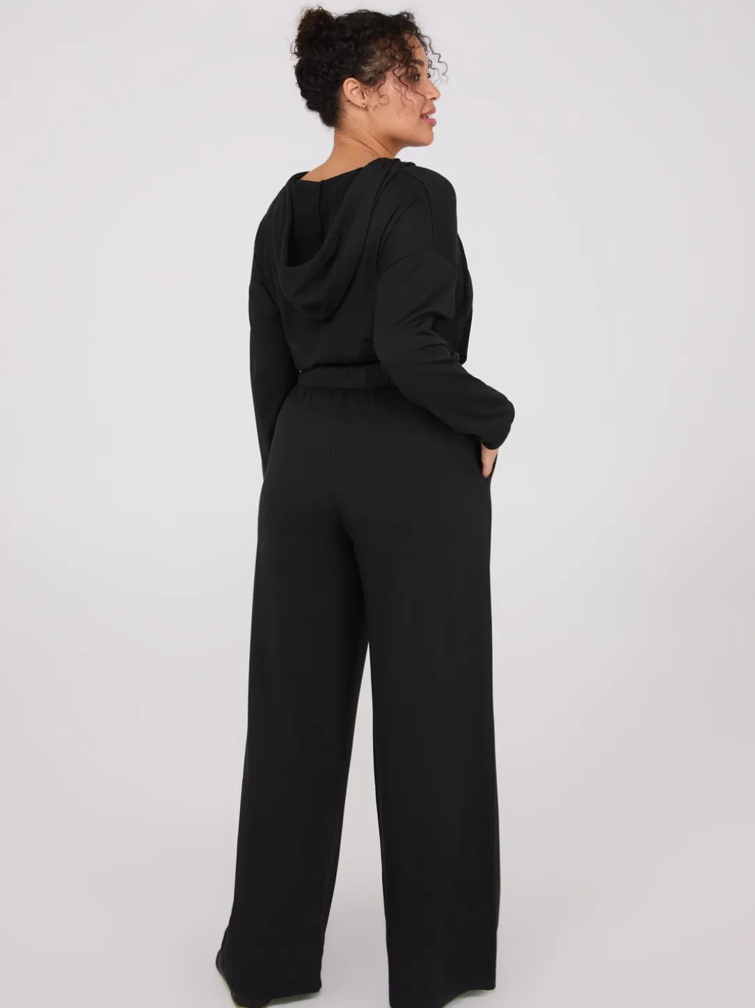 Lightweight Fleece Wide-Leg Pants