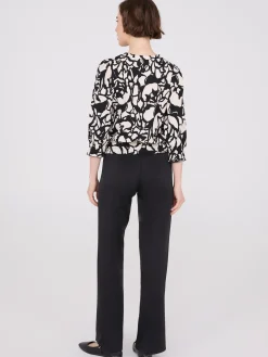 Printed Textured 3/4 Sleeve Round Neck Top