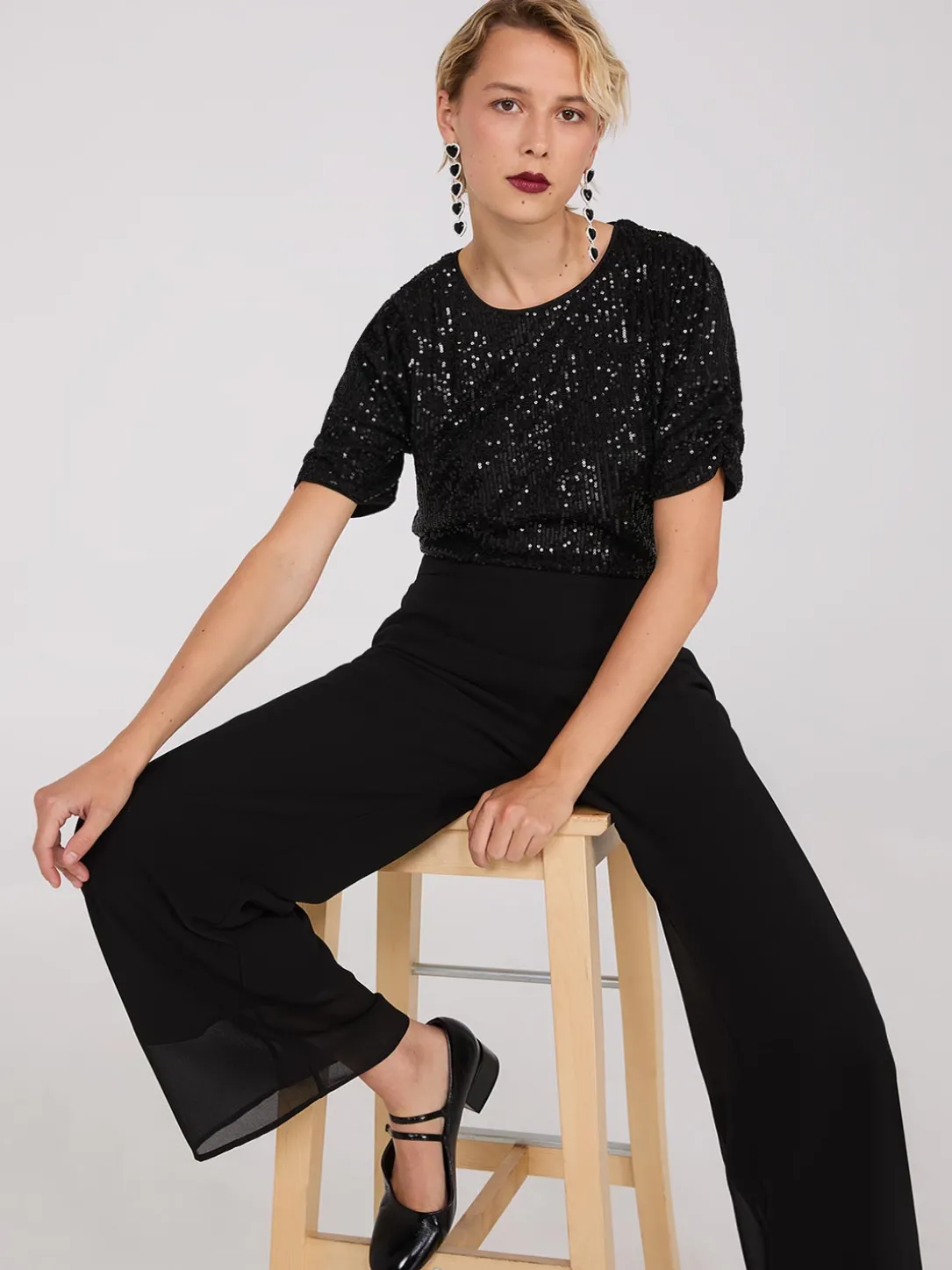 Ruched Short Sleeve Sequin Top