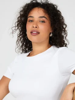 Sculpting Crew Neck T-Shirt