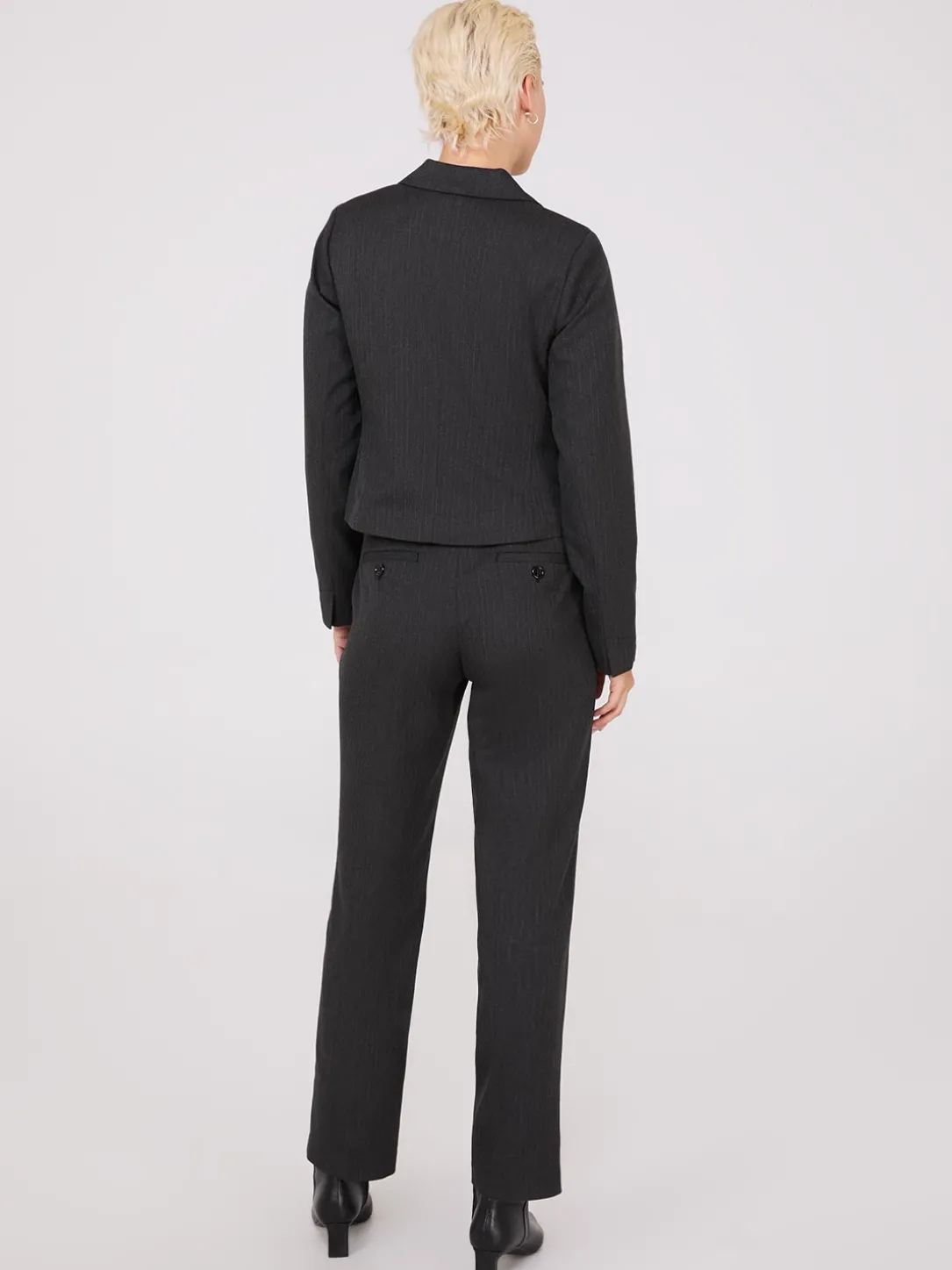Short 3-Button Herringbone Blazer