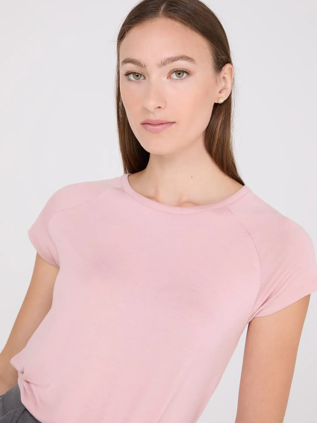 Short Raglan Sleeve T-Shirt