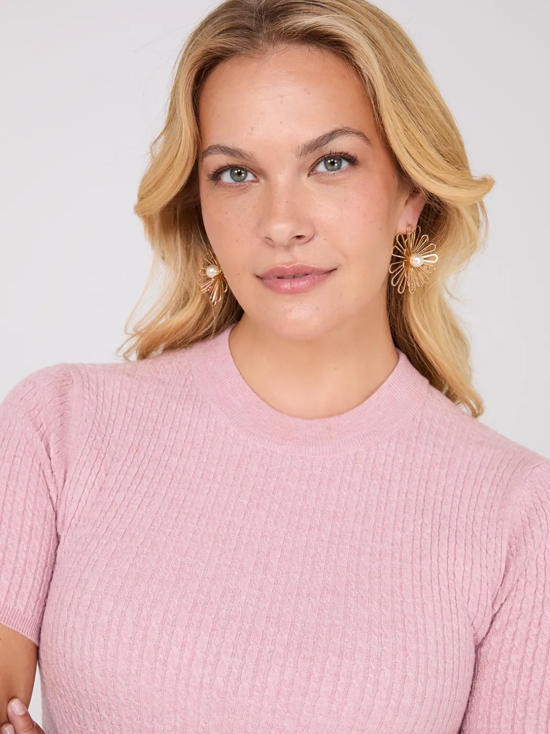 Short Sleeve Cable Knit Sweater