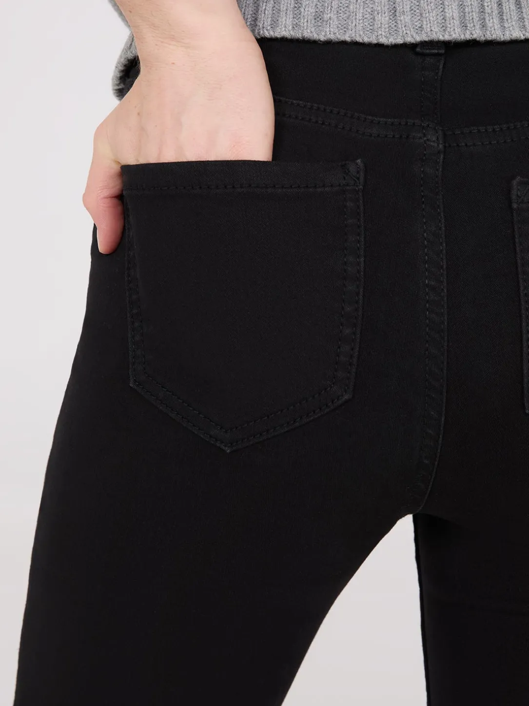 Skinny Leg Stretch Jeans