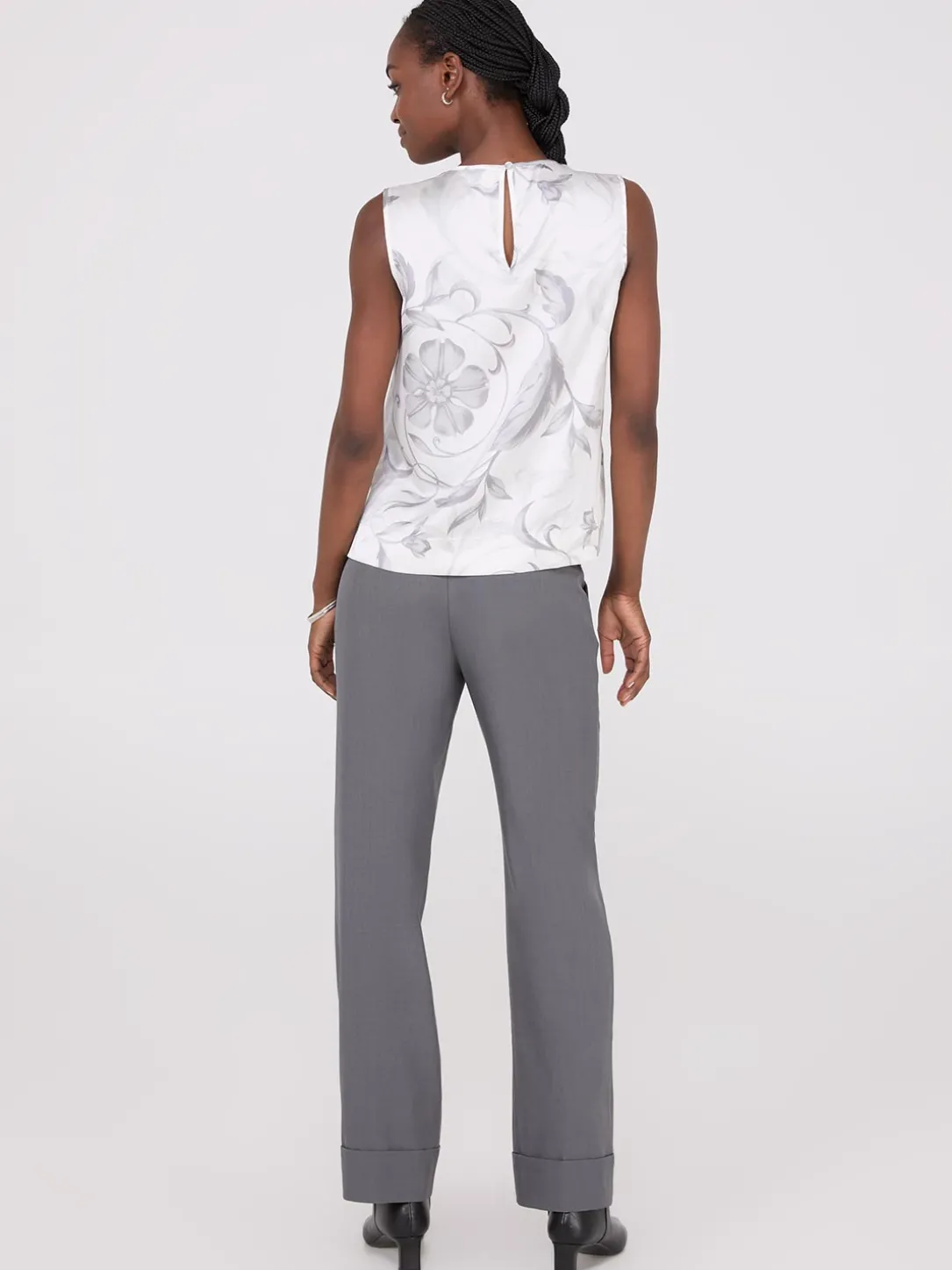 Sleeveless Floral Print Satin Top With Button Details
