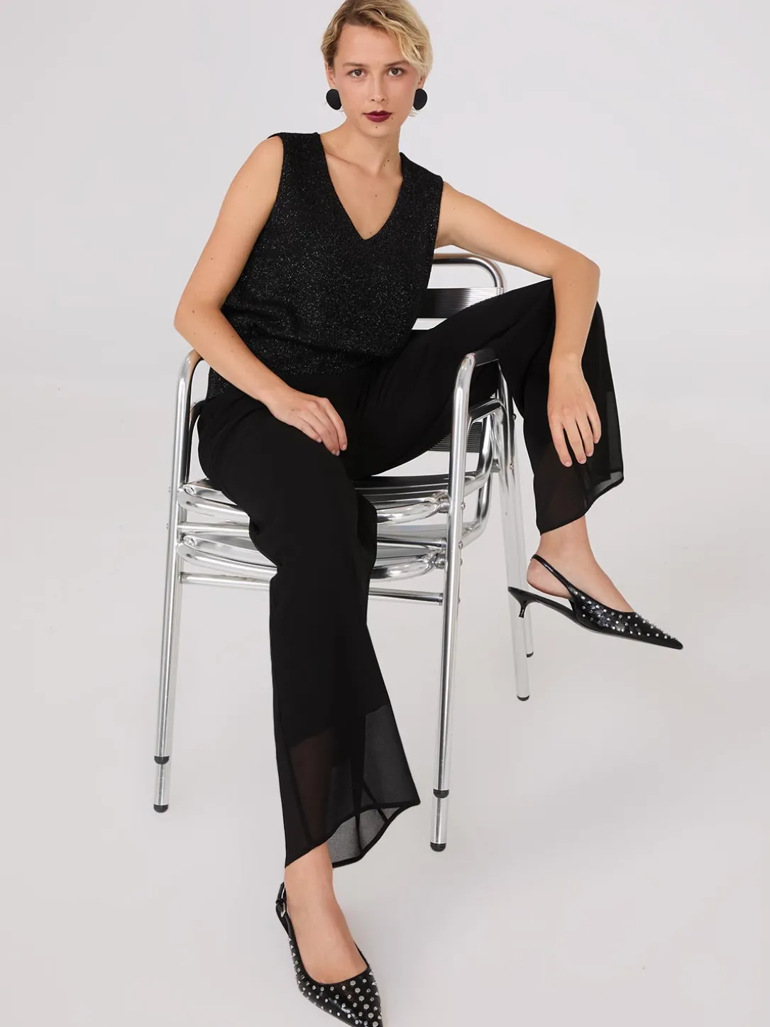 Sleeveless Metallic V-Neck Top