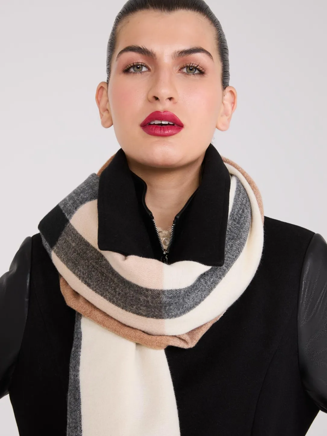 Soft Brushed Degrade Check Scarf