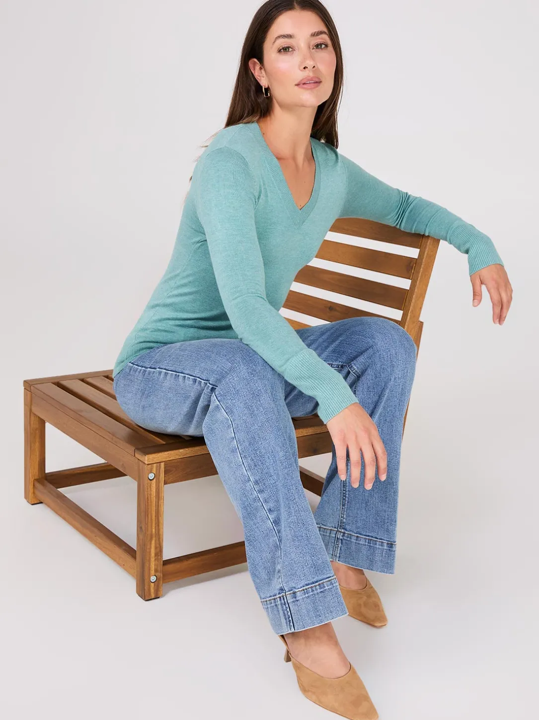 V-Neck Long Sleeve Sweater With Ribbed Details